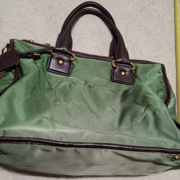 Prada Green Handbag purse - Picture 12 of 13